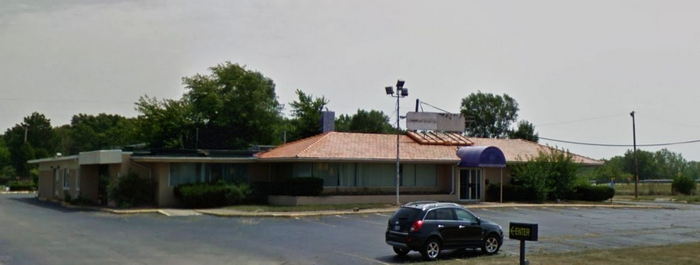 Howard Johnsons Restaurant - Benton Harbor - 2699 M-139 (newer photo)